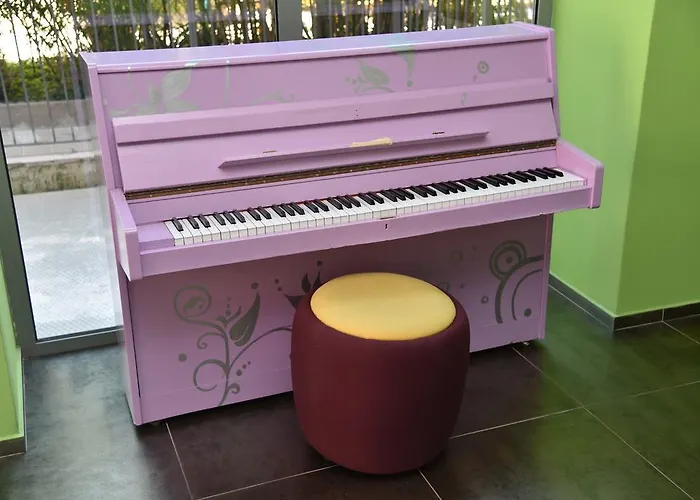 Sound מלון דירות 3*